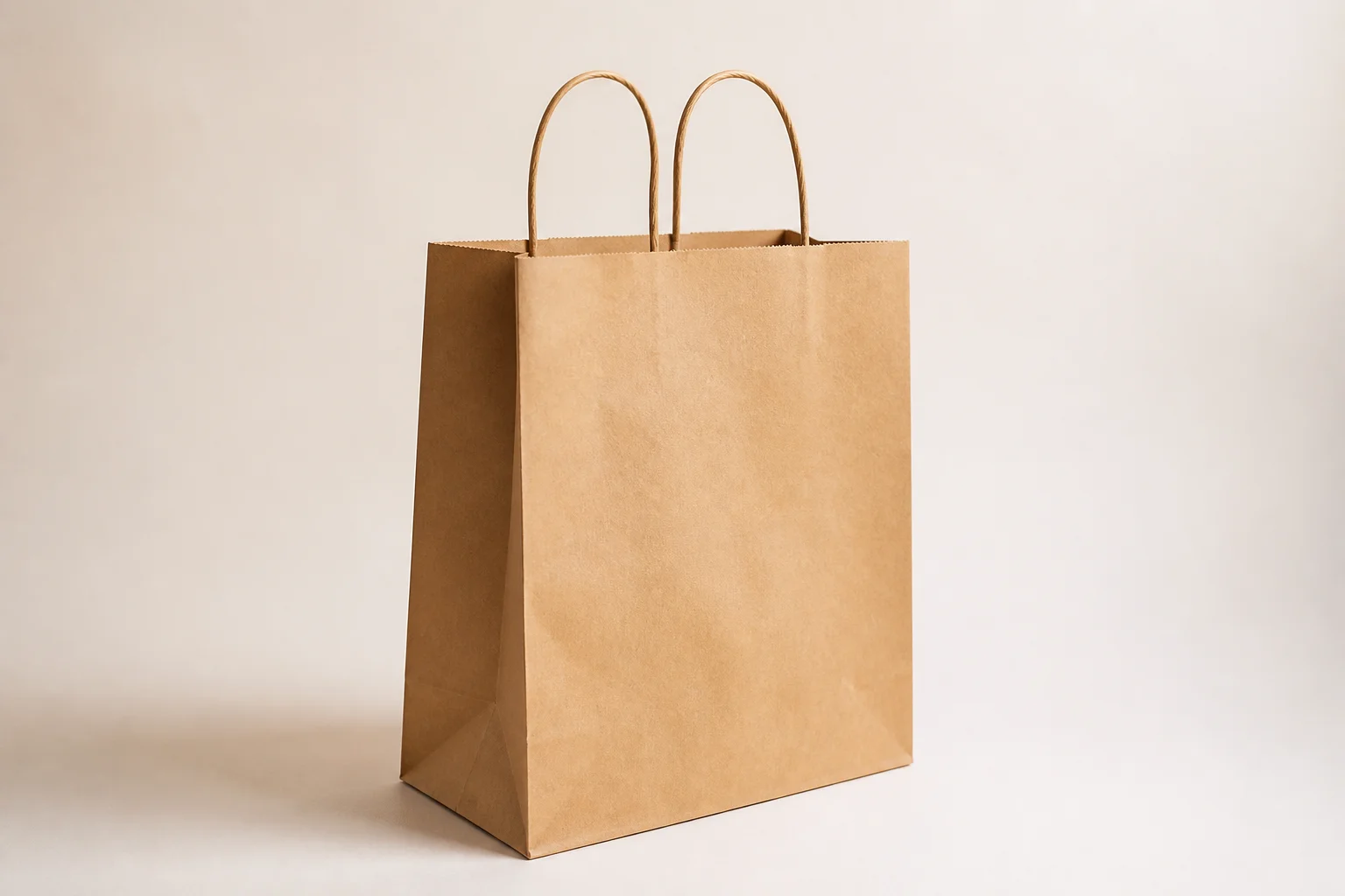 Tyvek 材質選擇指南主圖,展示杜邦紙樣本、材質測試與紙袋包裝應用場景